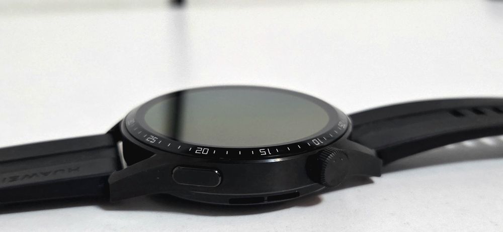 Vând Smartwatch Huawei watch GT 3 46mm - Stare Impecabilă