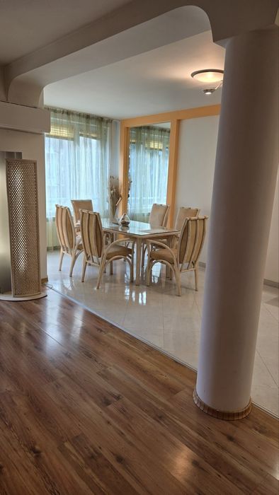 Отдавам под наем отличен тристаен перфектен апартамент  с мазе и ГАРАЖ