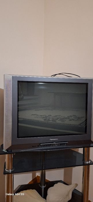 Panasonic televizor patsitavka qushib beriladi