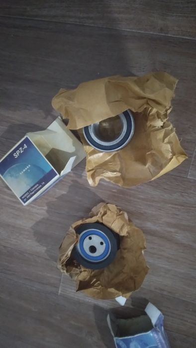 Подшибник 1шт. натижитель1шт