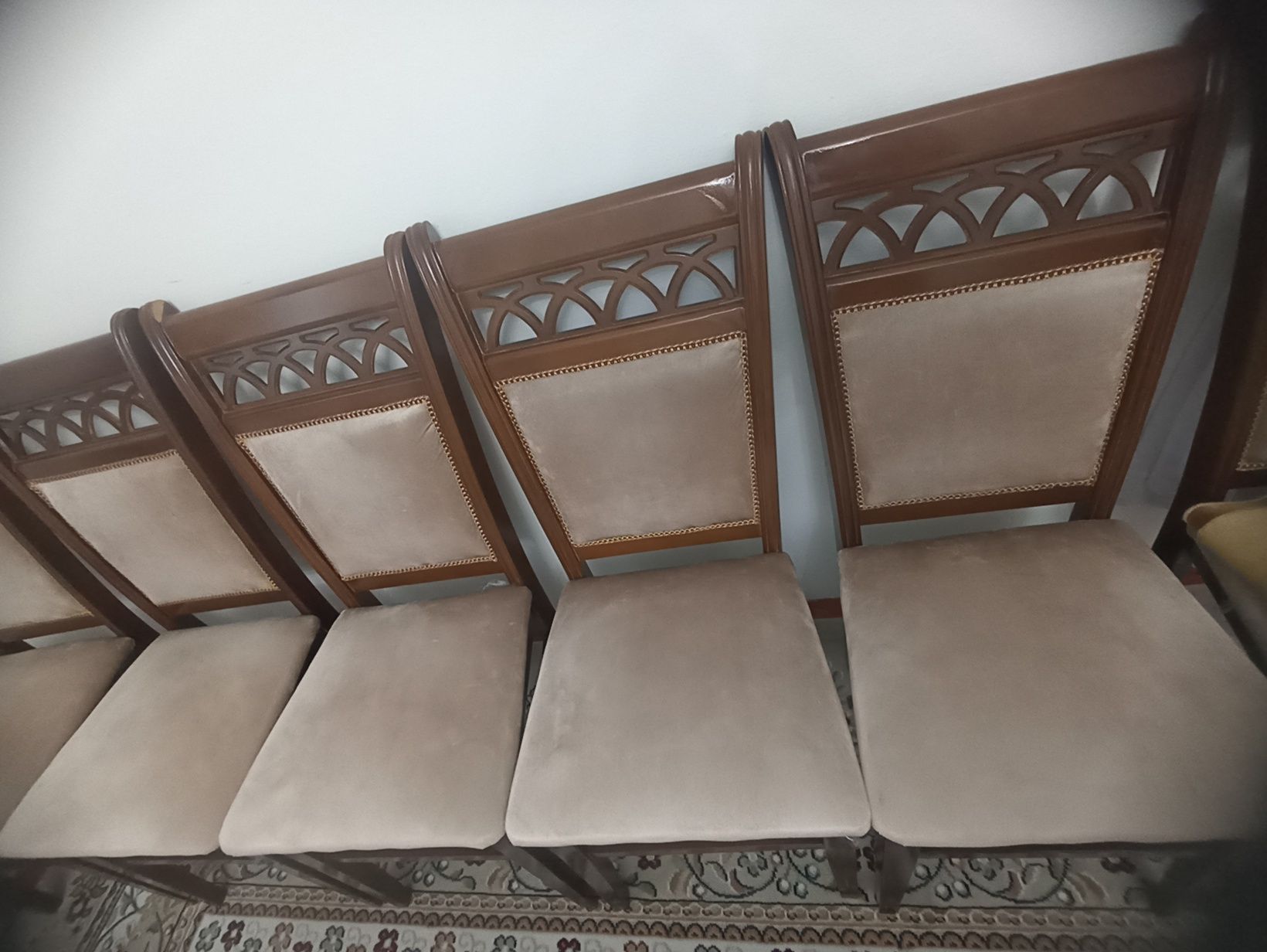 Стол ииии стулья