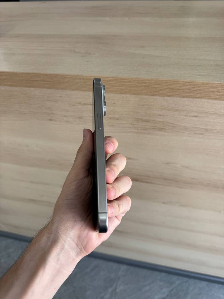 iPhone 15 Pro Max