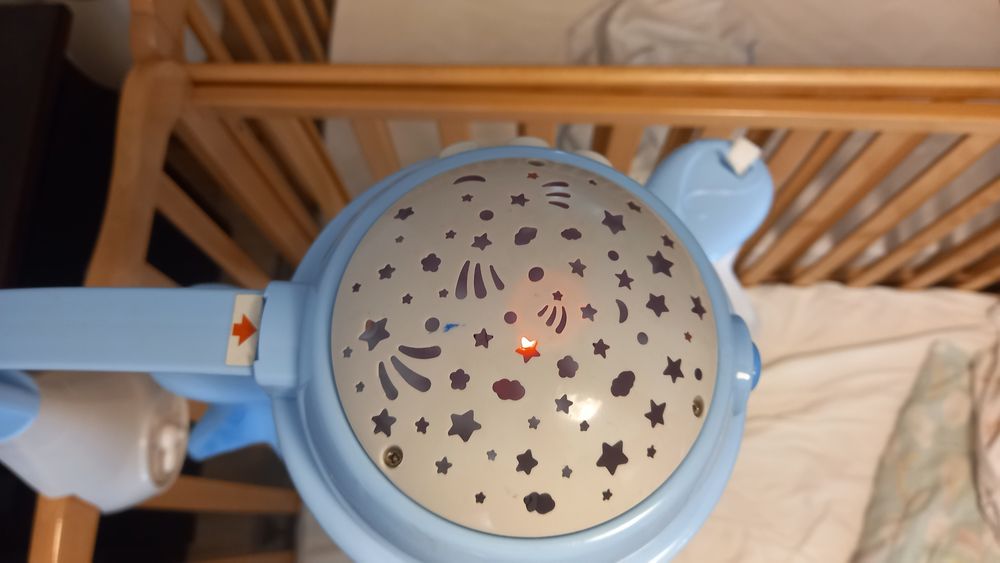 Бебешка музикална въртележка с проектор Canpol, синя