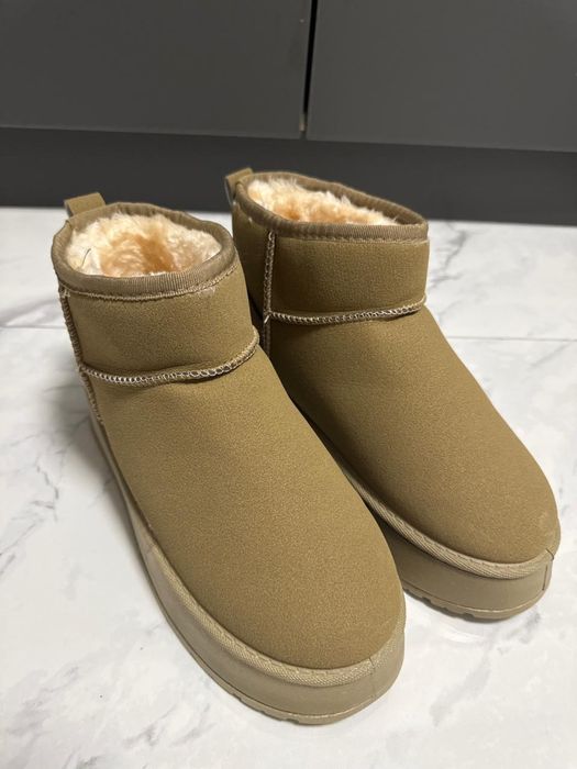 Продаю угги, цвет хаки