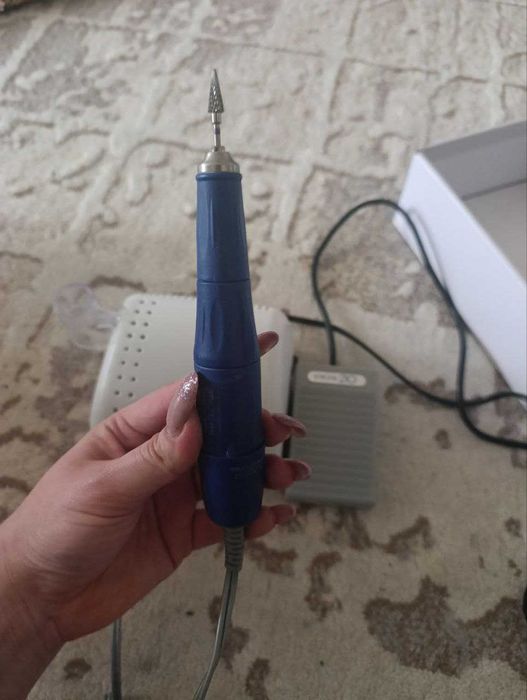 Аппарат для маникюра Strong 210 (Новый)