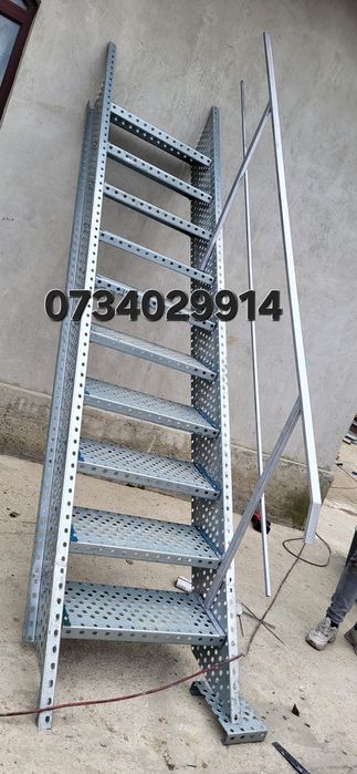 Scări metalice zincate