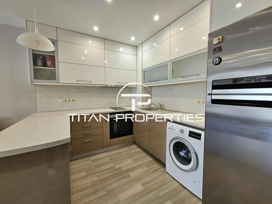 Дава се под наем Двустаен апартамент в Варна, Възраждане 1 - 90 кв.м за 600 € - Снимка #2