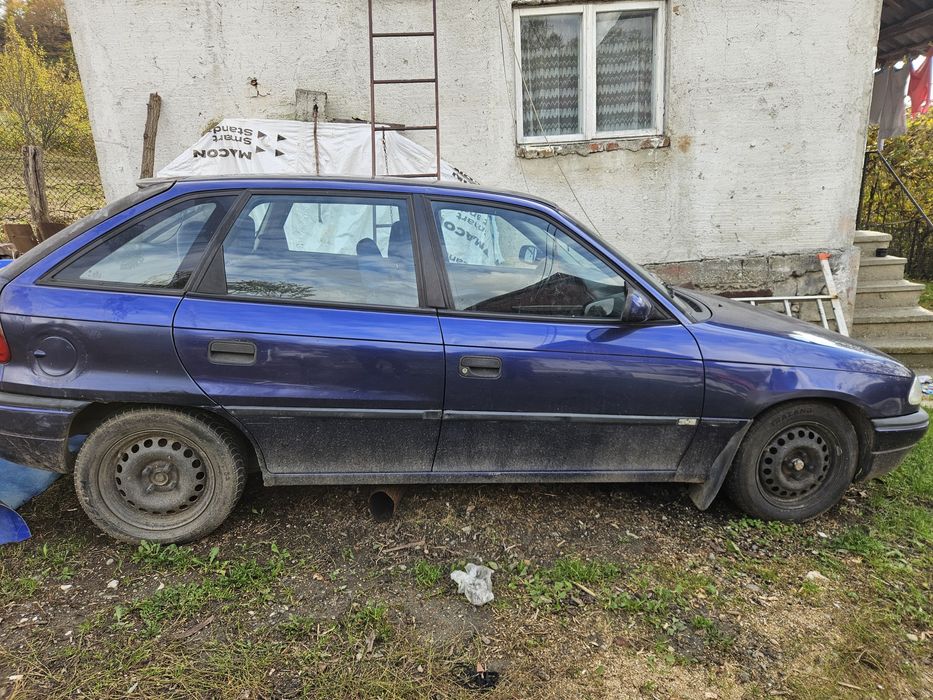 Opel Astra f , cutie automata stare buna de funcționare.