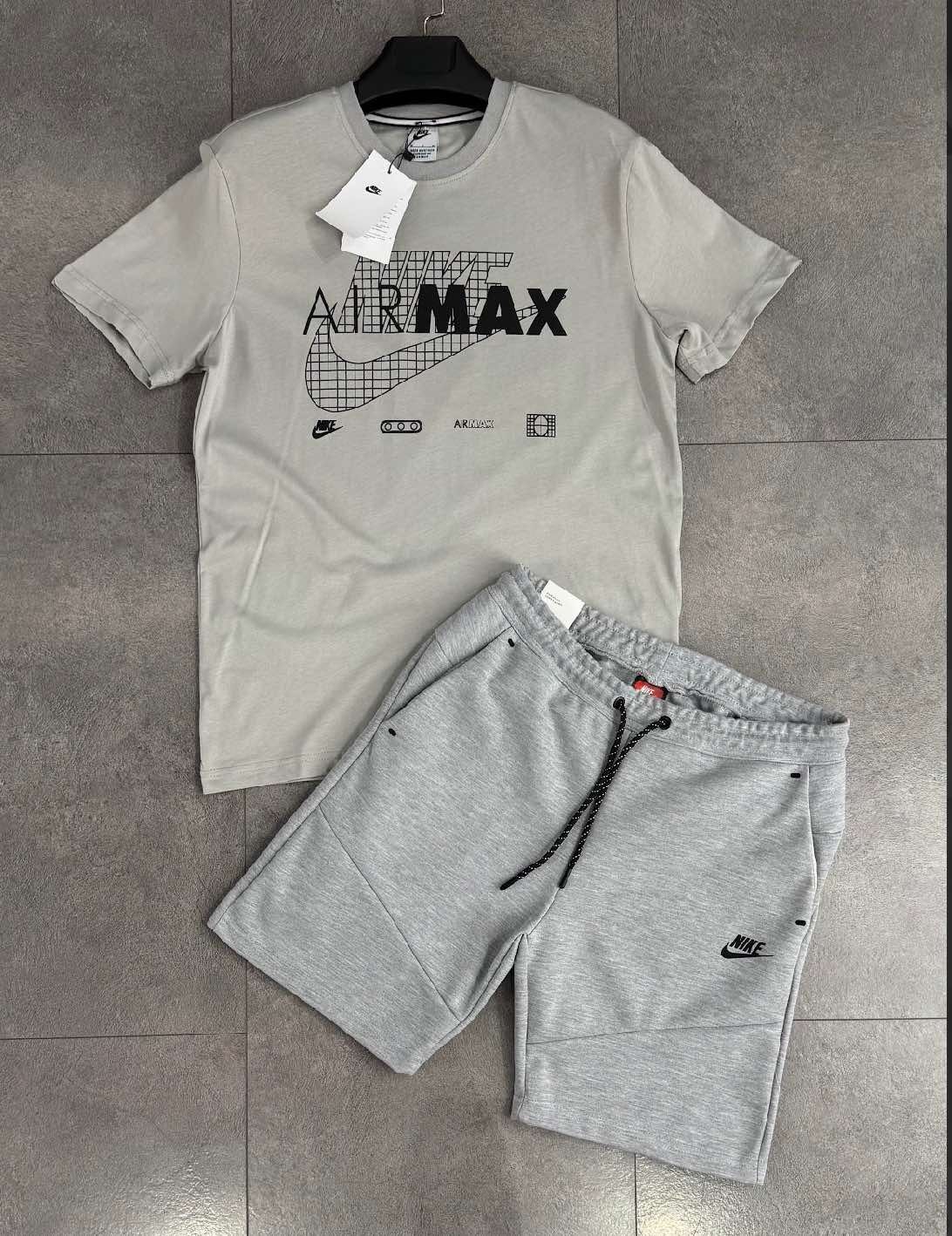 Мъжки летни екипи Nike Tech Fleece