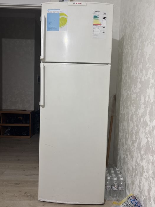 Холодильник bosch, в хорошем состоянии