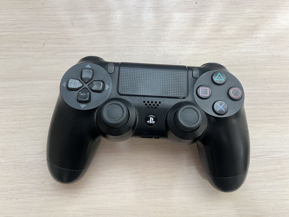 Продам Оригинал Джойстик для Ps4