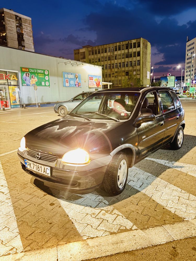 Opel Corsa 1.0 бензин