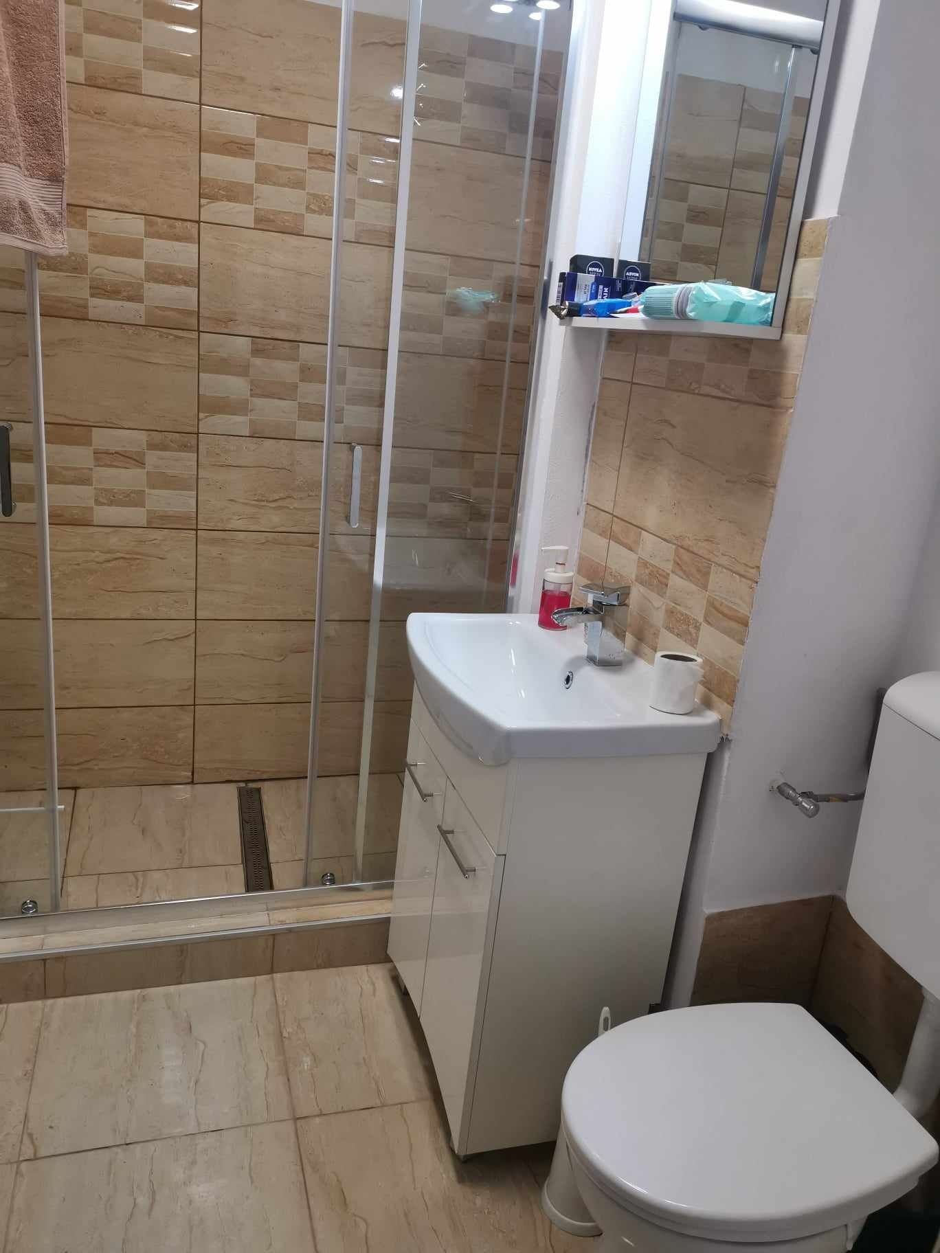 Apartament 2 camere decomandat lux