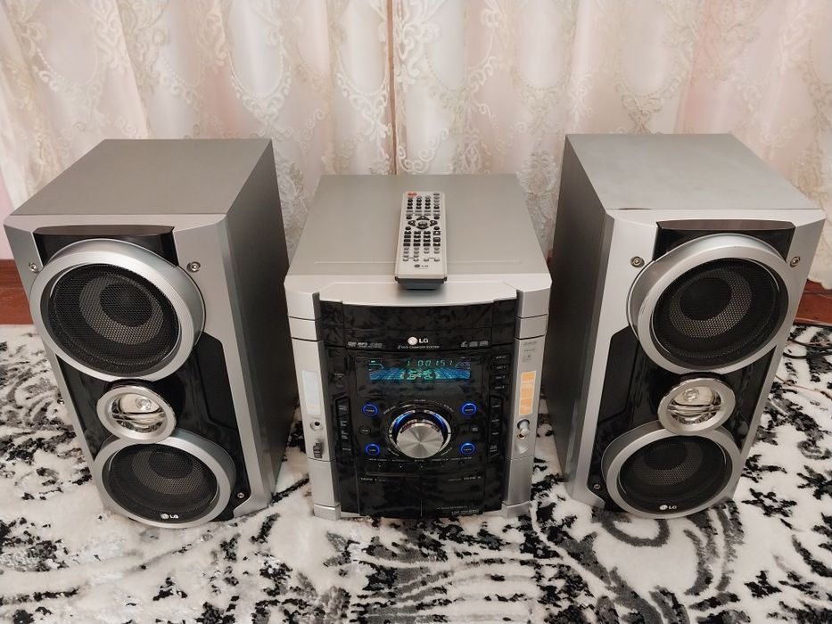 Muzikalni sentr LG sotiladi 3500W P.M.P.O