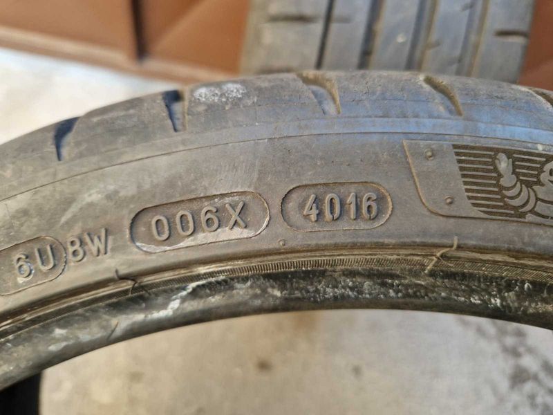 2 Michelin R19 225/35
летни гуми
DOT4016