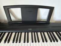 Pian digital Yamaha P-45