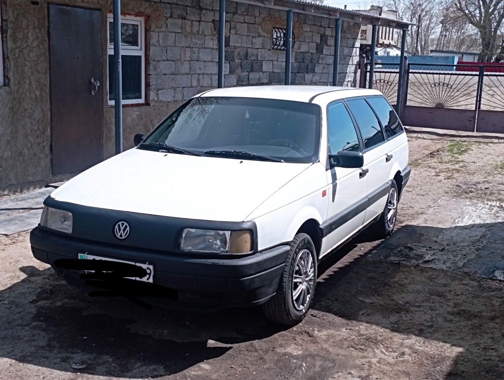Volkswagen универсал б3