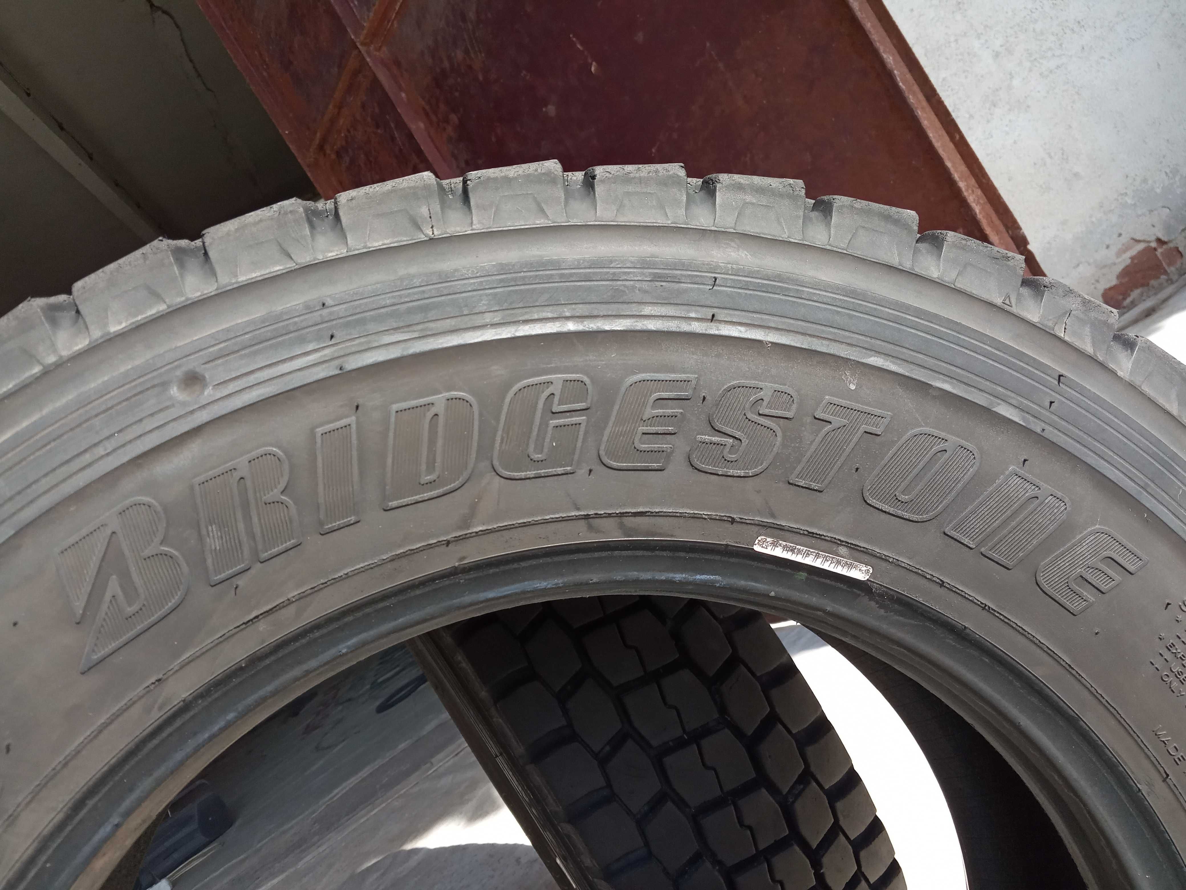 2 гуми 205/75R17.5 Bridgestone M729 124/122M M+S 12PR Made in Japan