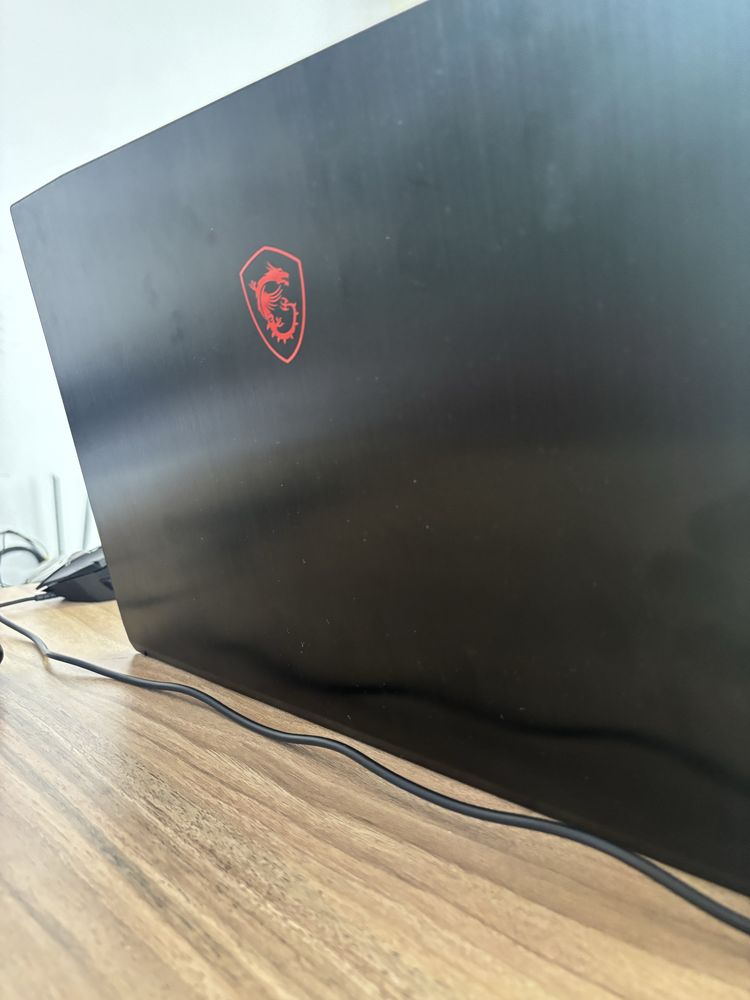 Лаптоп на  Msi GF75