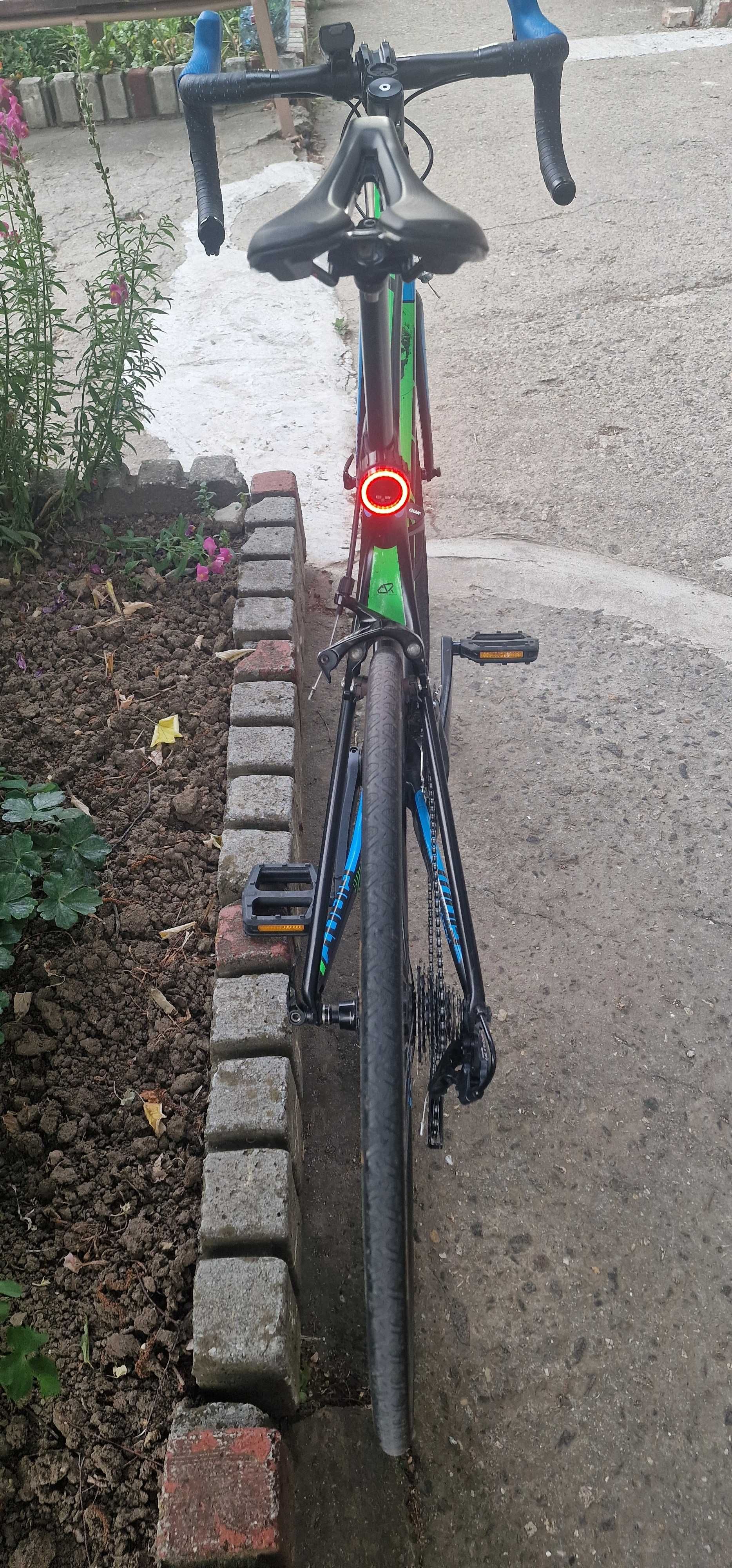 Шосеен велосипед Giant Tcr Advanced pro 1