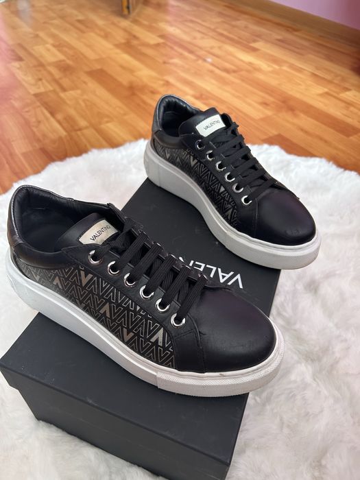 Дамски кецове Valentino 39 номер