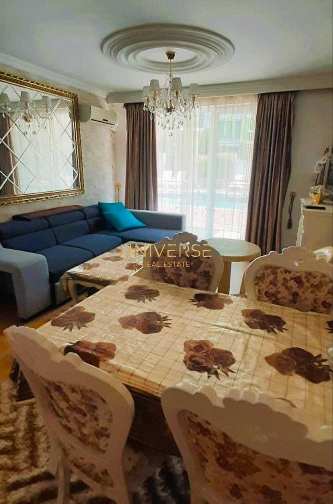 Продава се Тристаен апартамент в к.к. Слънчев бряг - 102 кв.м за 1226 €/кв.м - Снимка #1