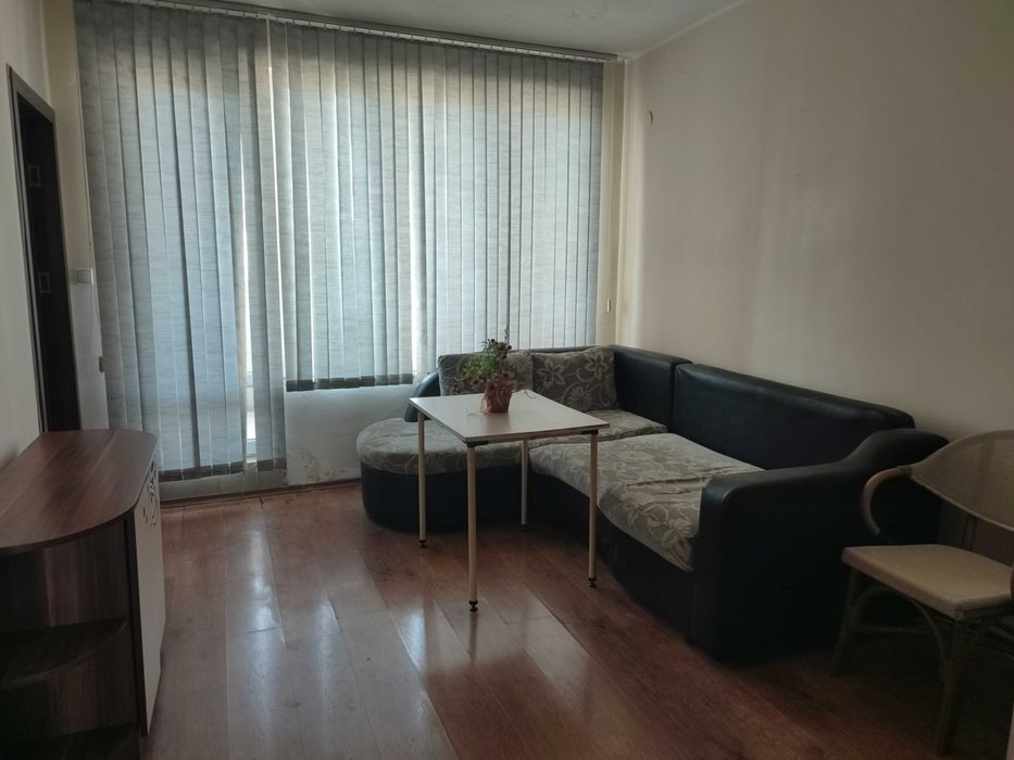 Продава се Тристаен апартамент в Търговище, Вароша - 70 кв.м за 1312 €/кв.м - Снимка #2