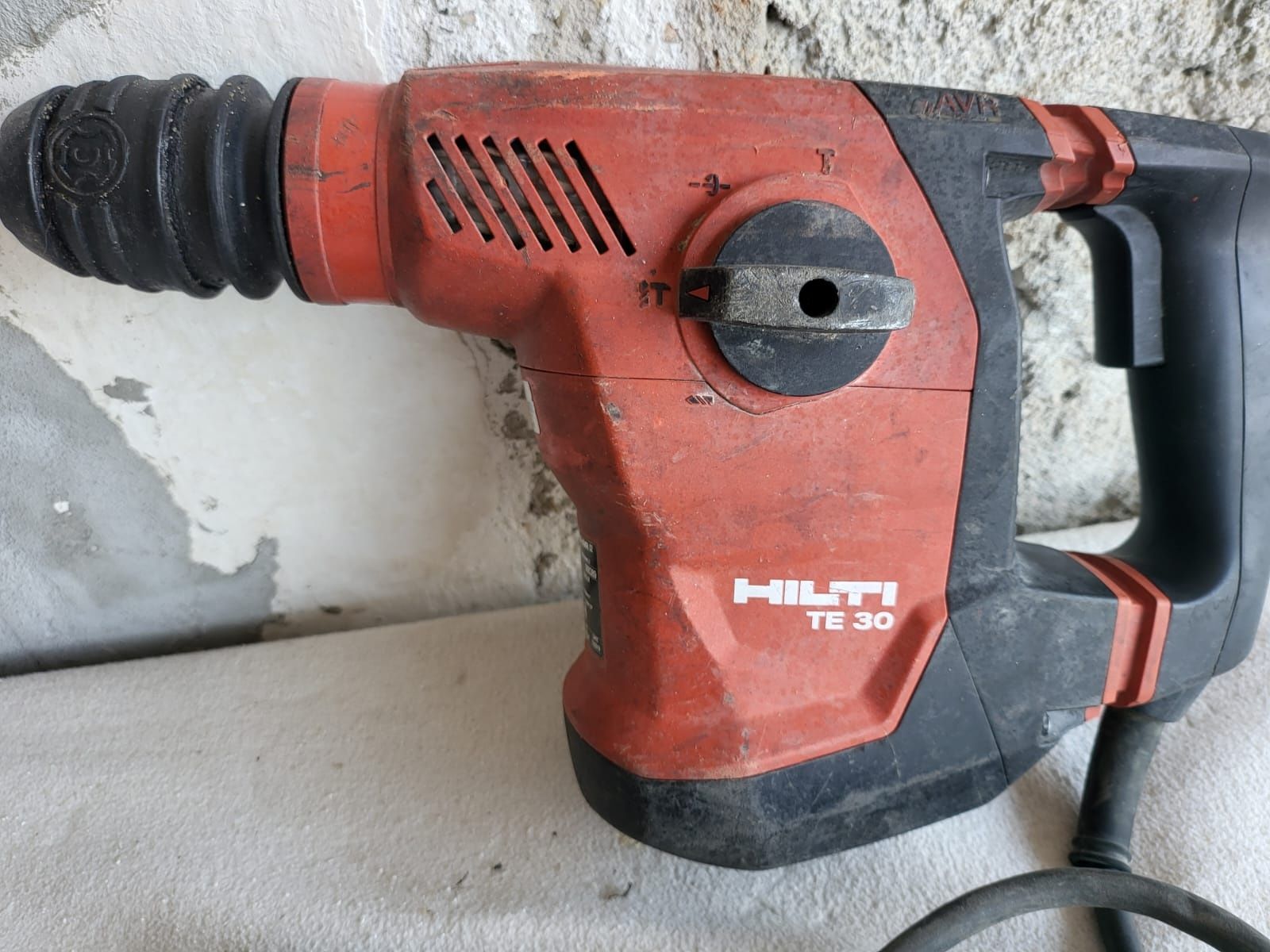 Ciocan rotopercutor Hilti TE 30 AVR