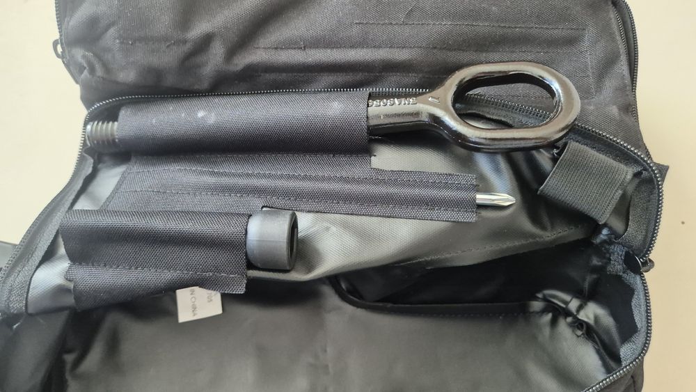 Оригинален компресор за гуми Фолксваген комплект с лепило и чанта VW