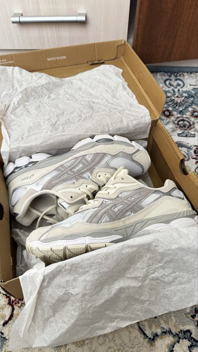 Asics Gel NYC 42 размер