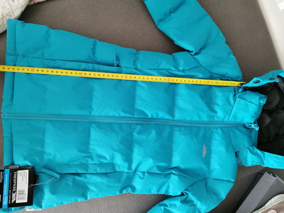 Geaca iarna  copii fete Trespass 2-3 ani dar merge mai mult (3-4