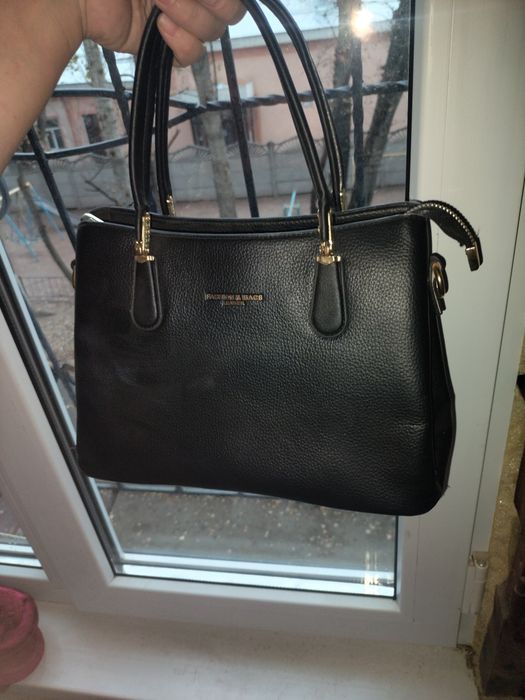 Сумки на выход и повседневная