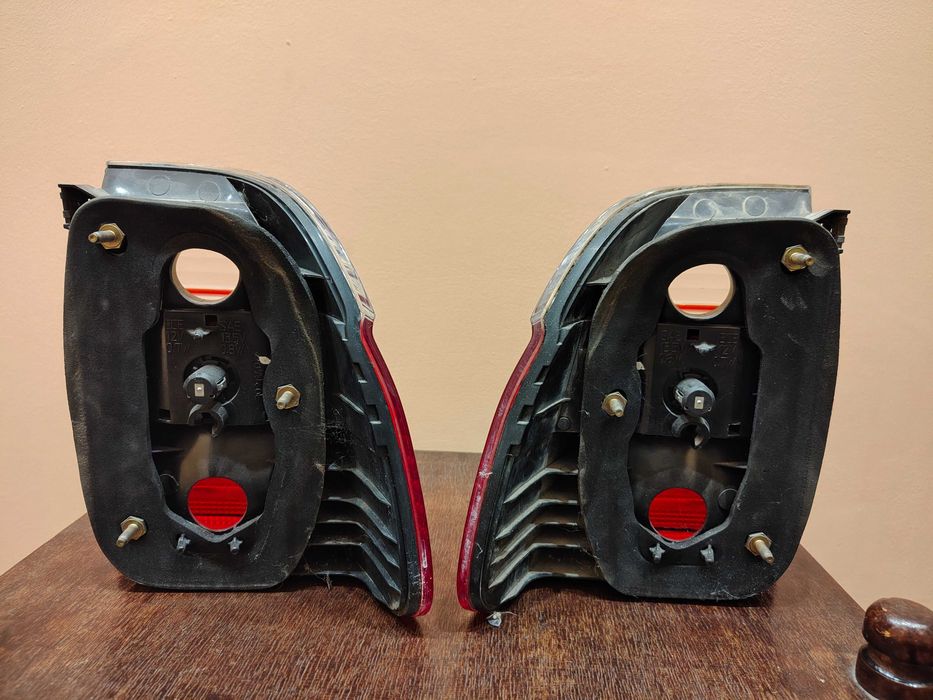 Комплект стопове за БМВ Е39 фейс комби