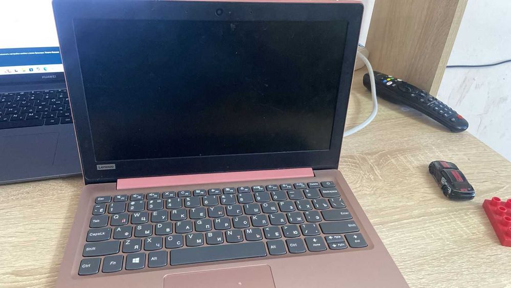 Lenovo ideapad 120S-11IAP
