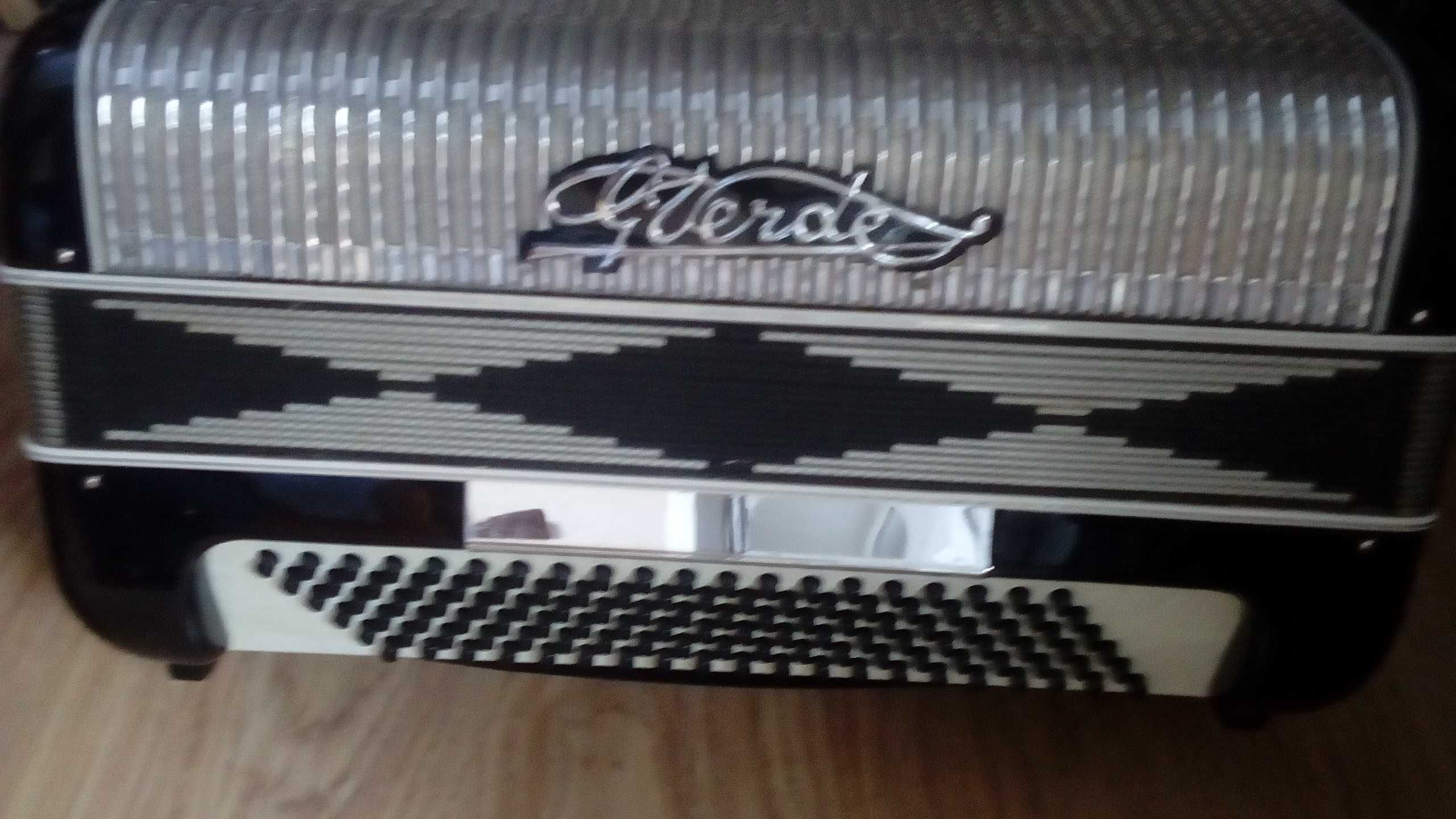 Acordeon italian  120 Basi