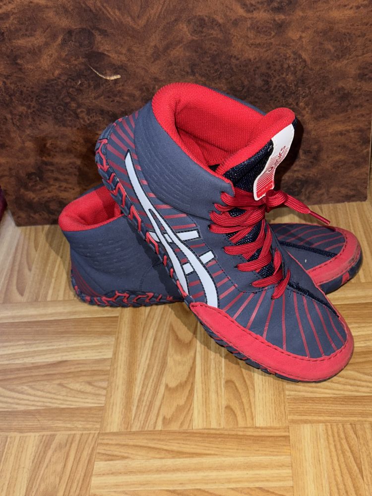 Борцовки для борьбы asics