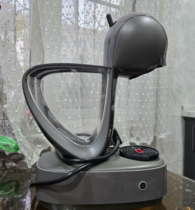 Продам , б/у капсульная кофе машина  Dolce Gusto