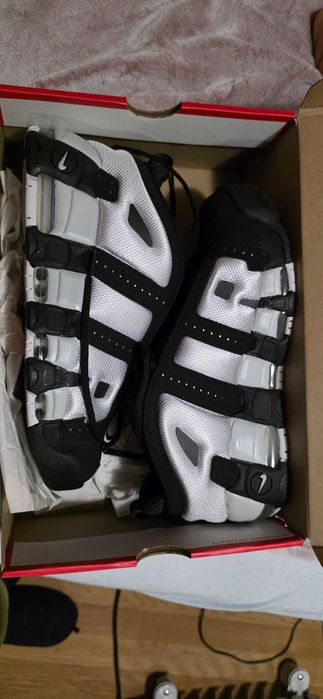 Маратонки Nike Uptempo low