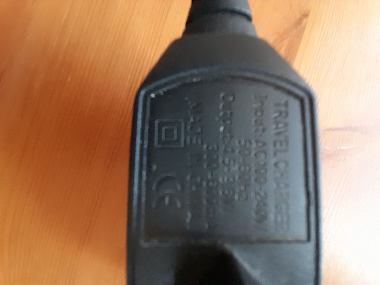 Încărcător universal Travel – 100-240V, 4.5-9.6V / 600mA