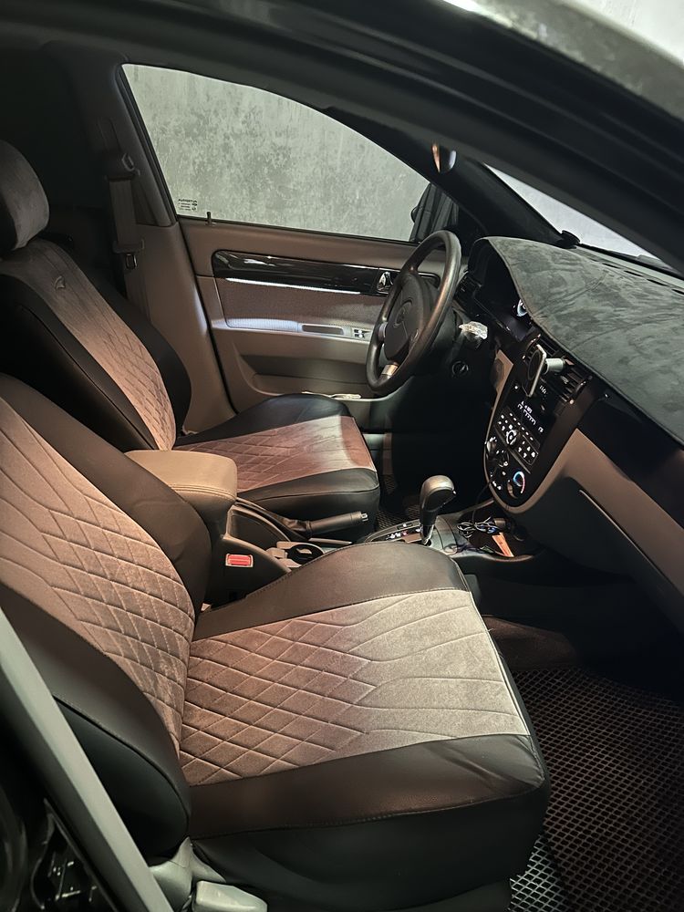 Lacetti  Gentra.