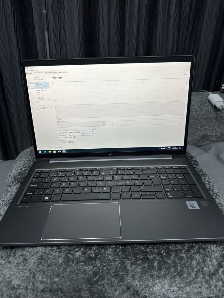 Vand Vând Laptop HP Zbook Power G7