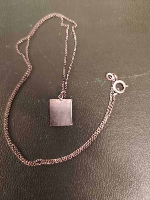 Стар сребърен медальон