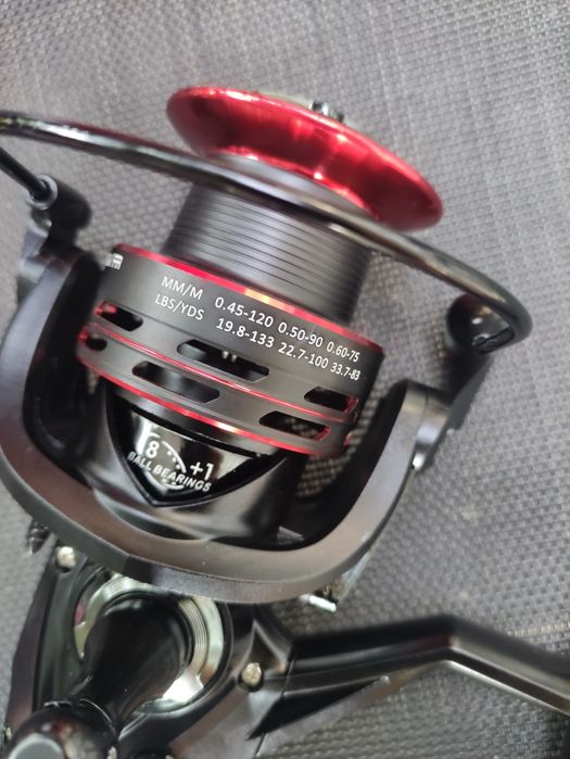 Mulineta de Crap  Black Shadow 6000 9 rulmenți