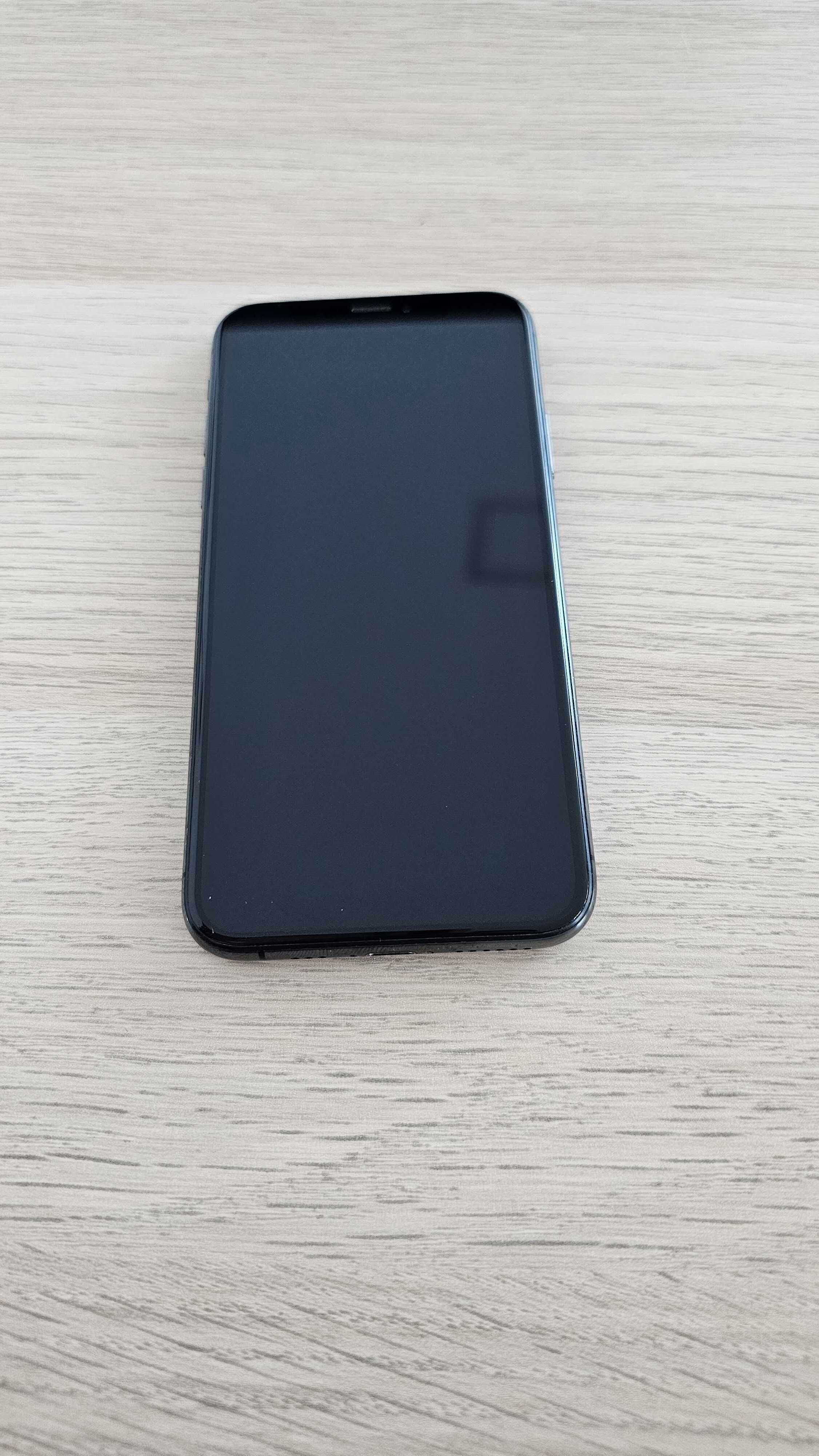 iPhone XS Black 64GB