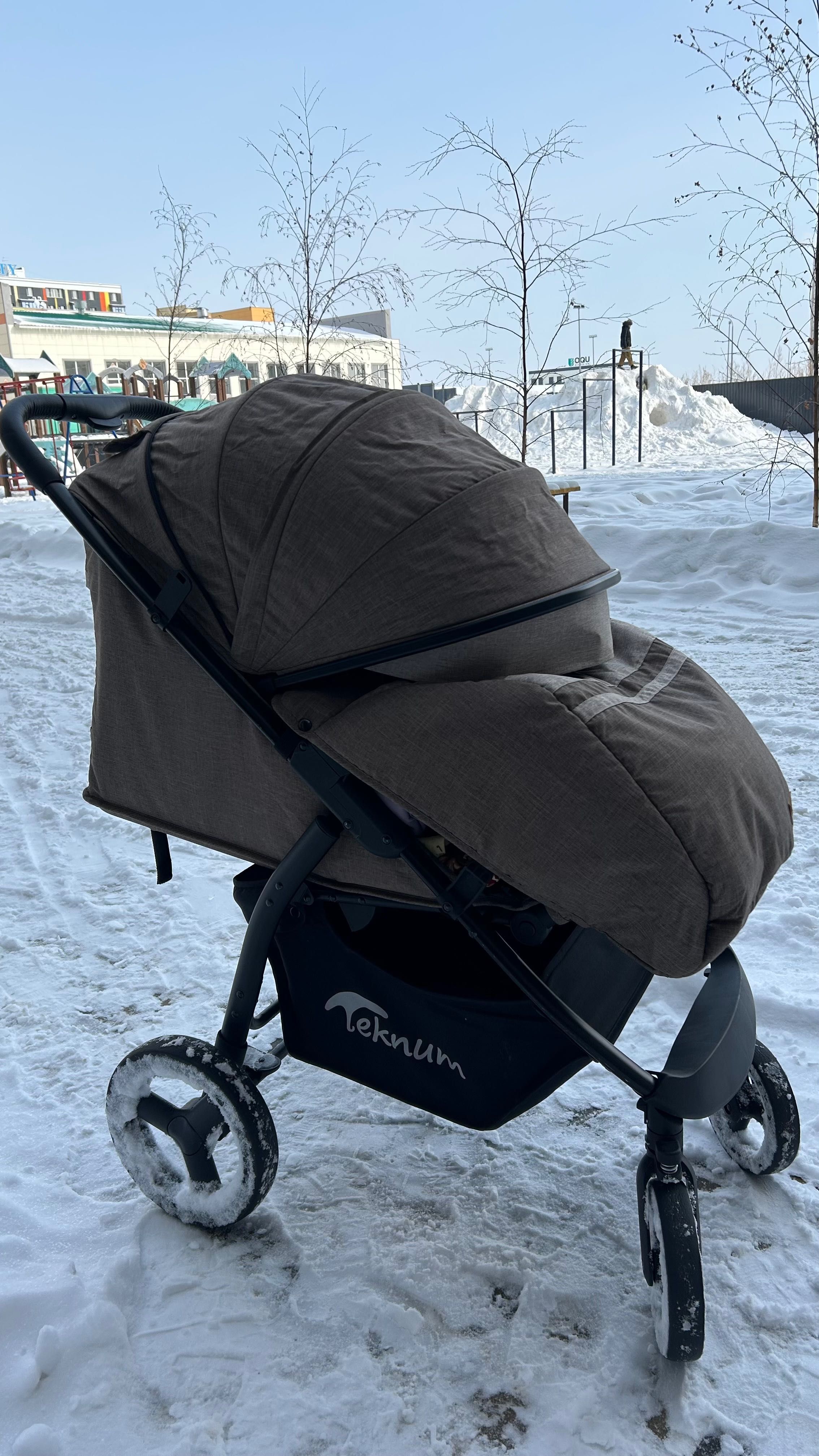 Коляска прогулочная Teknum