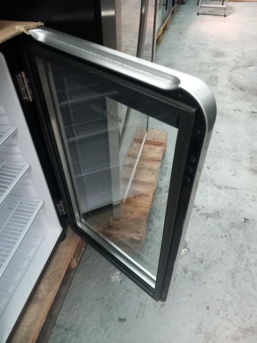 SUPER OFERTA Frigider pentru bauturi