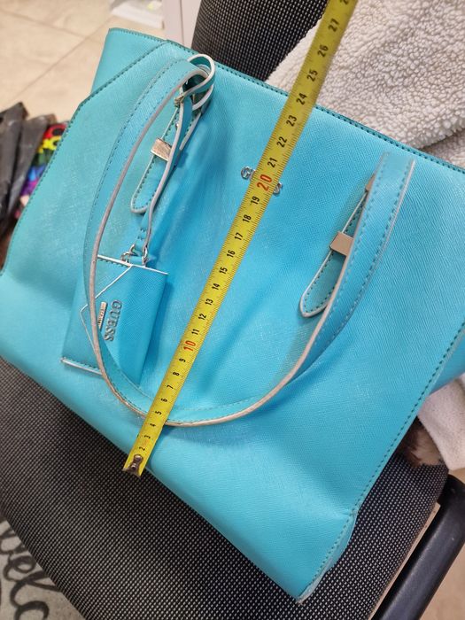 Guess Уникална! Дамска чанта