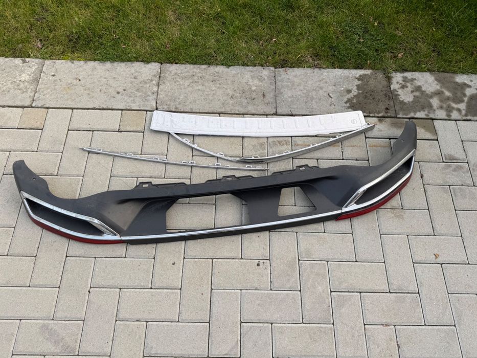 Passat R Line B8 (2021) Заден Дифузьор Passat R Line B8 (2021)