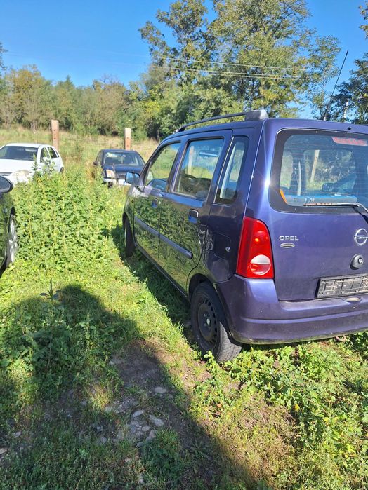 Vand Opel Agila 2001