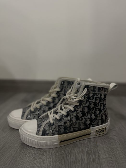 Adidasi Dior b23